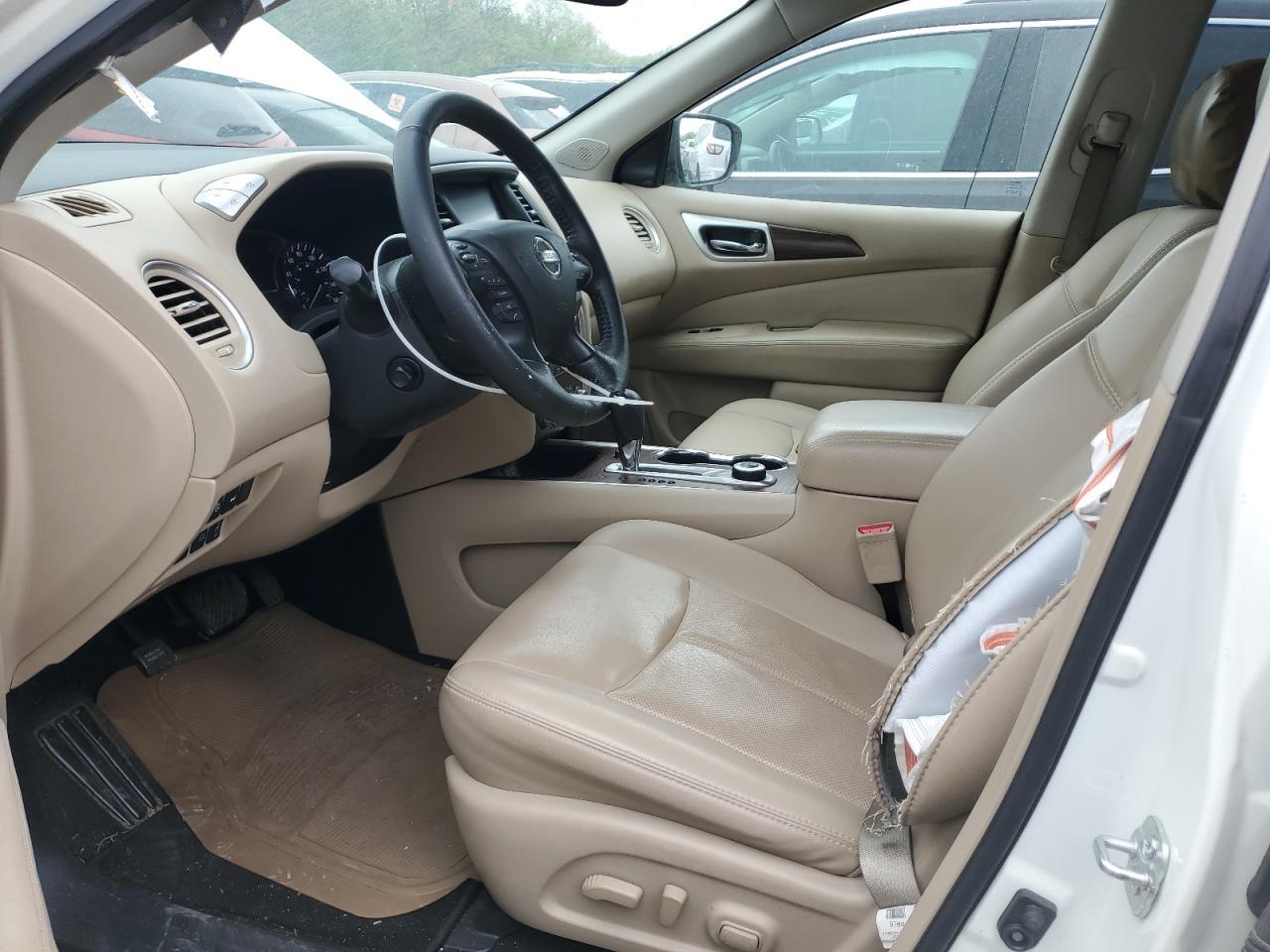 2020 Nissan Pathfinder Platinum - Image 7