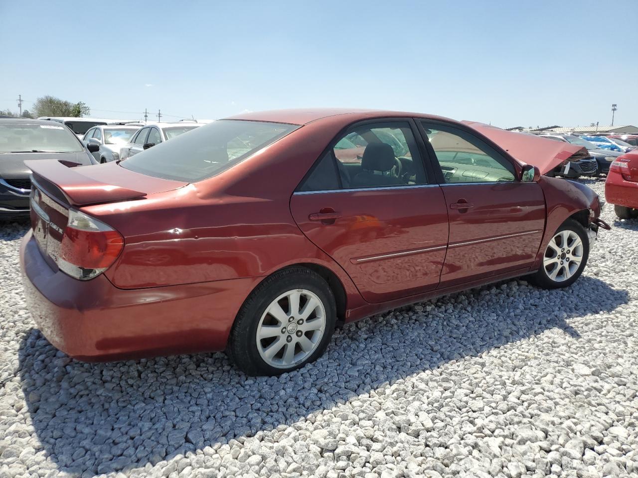 2005 Toyota Camry Le - Фото 3