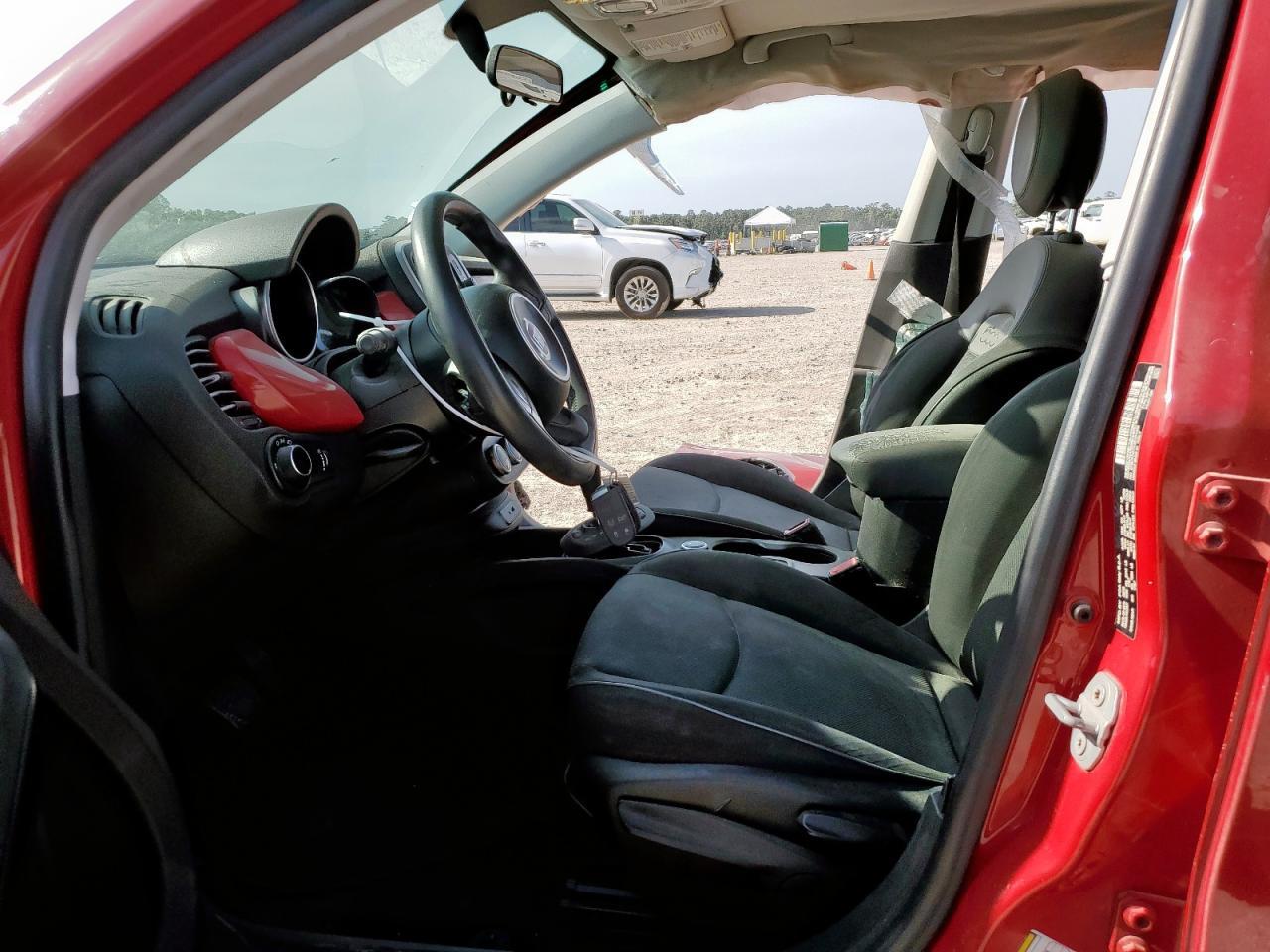 2016 Fiat 500X Easy - Image 7