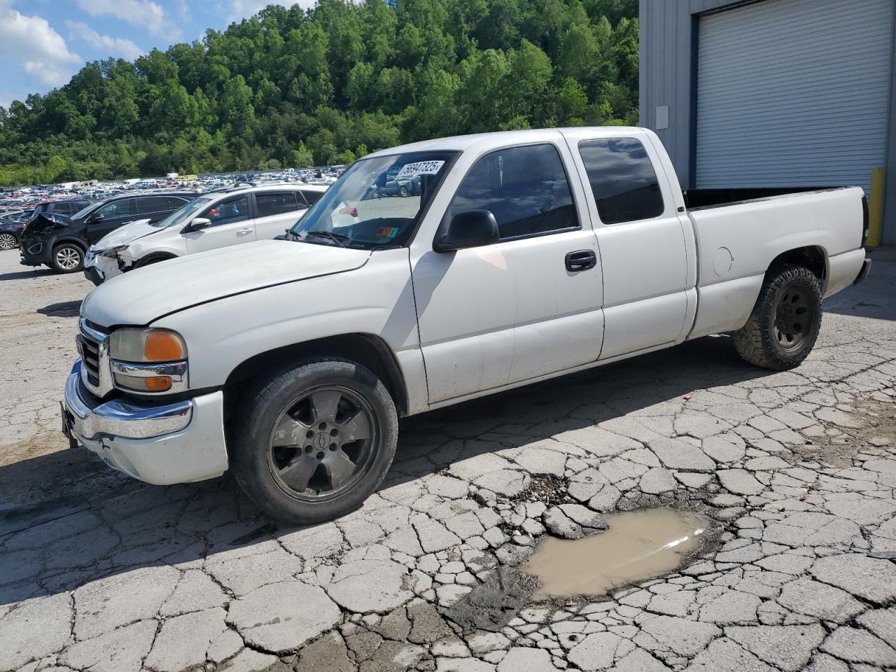 2005 GMC New Sierra C1500