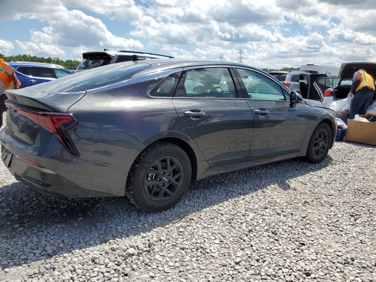 2025 Kia K5 Lxs - Фото 3