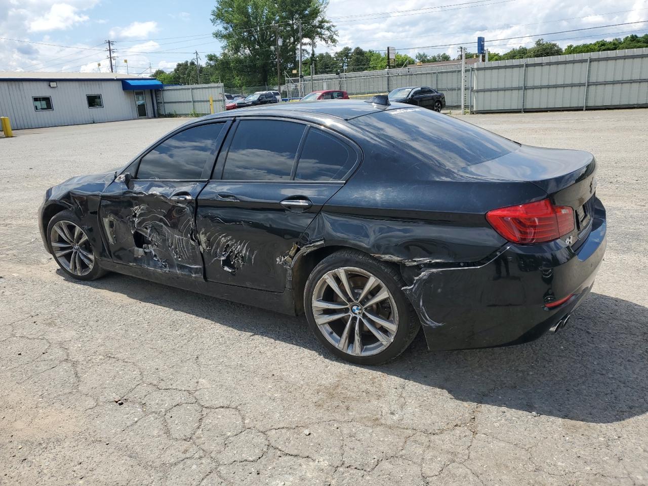 2016 BMW 528 I - Фото 2