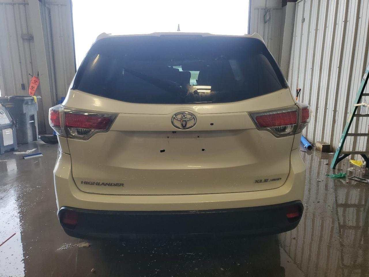 2015 Toyota Highlander Xle - Фото 6