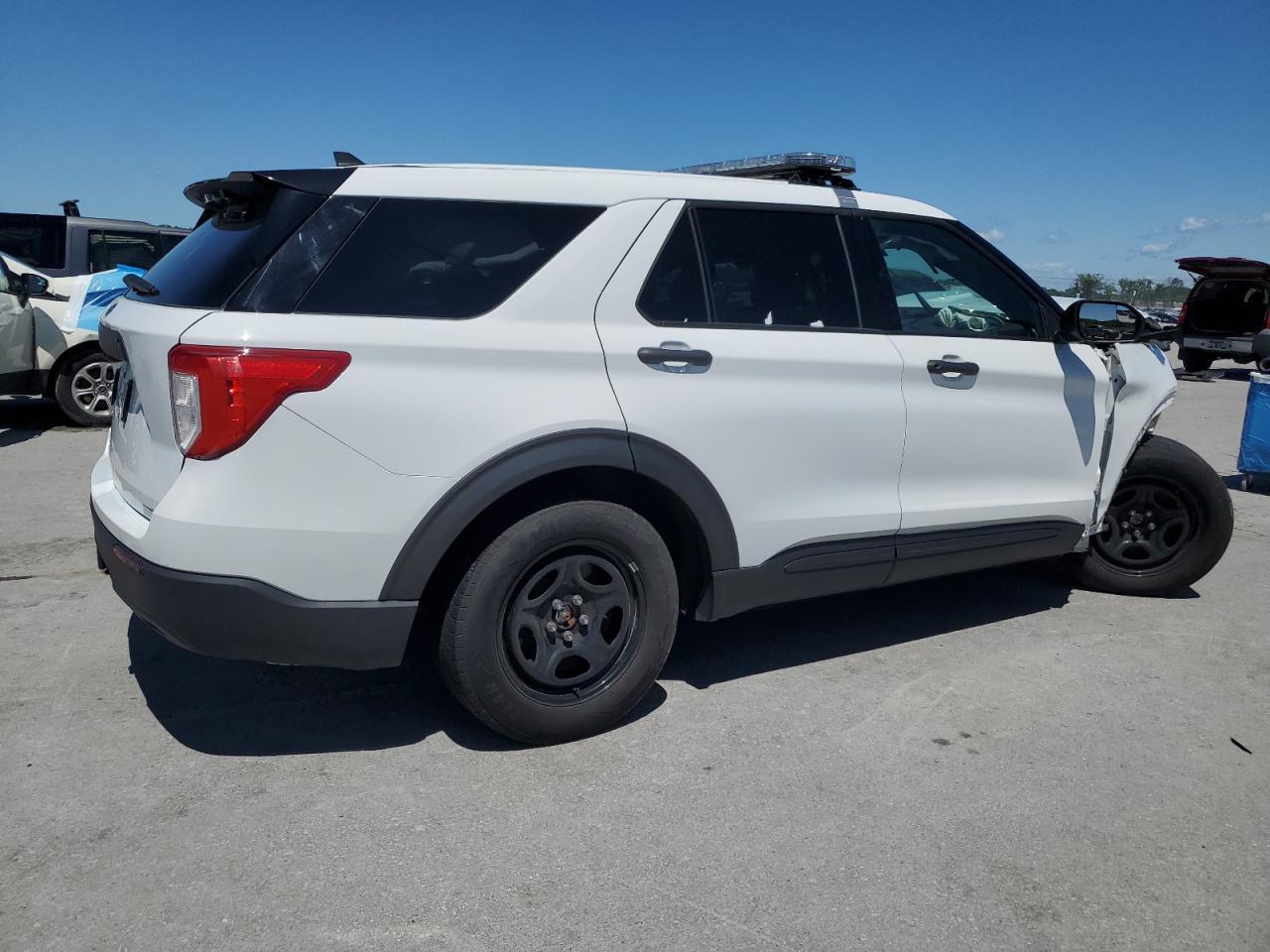 2022 Ford Explorer Police Interceptor - Image 3