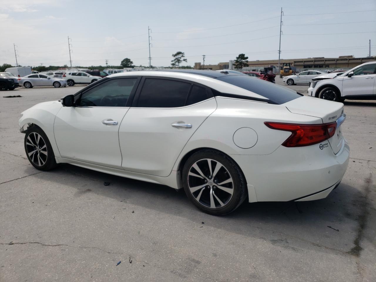 2018 Nissan Maxima 3.5S - Image 2