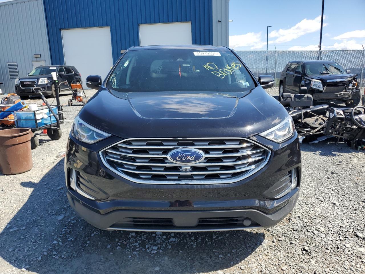 2022 Ford Edge Titanium - Фото 5
