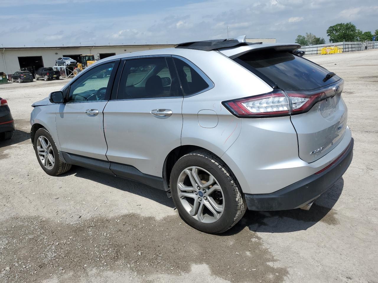 2018 Ford Edge Titanium - Фото 2
