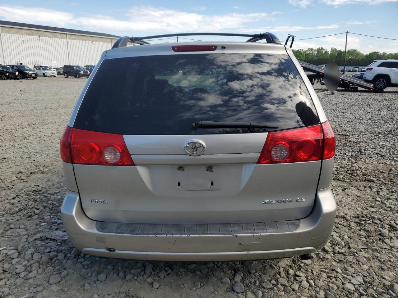 2004 Toyota Sienna Ce - Фото 6