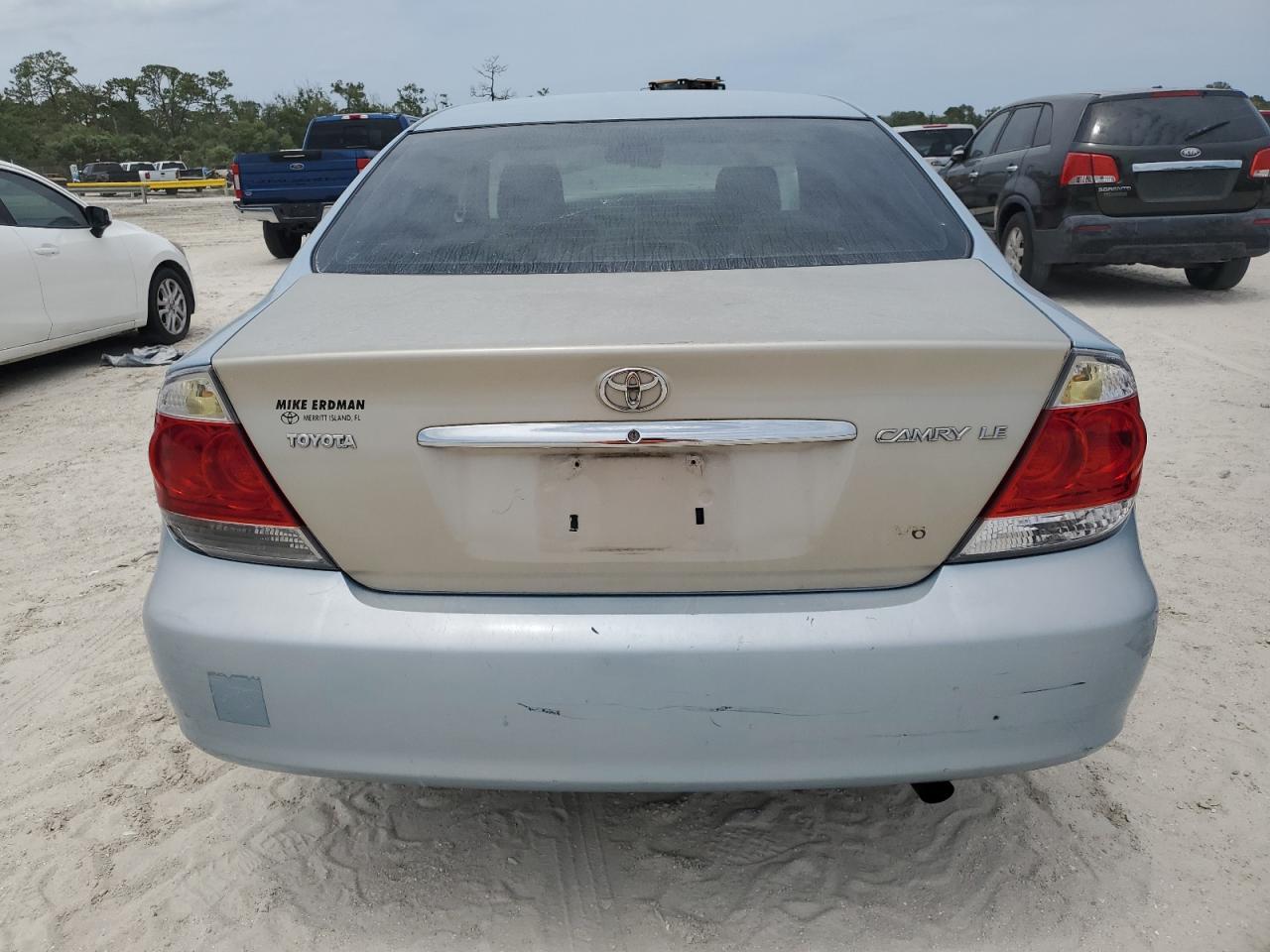 2005 Toyota Camry Le - Фото 6
