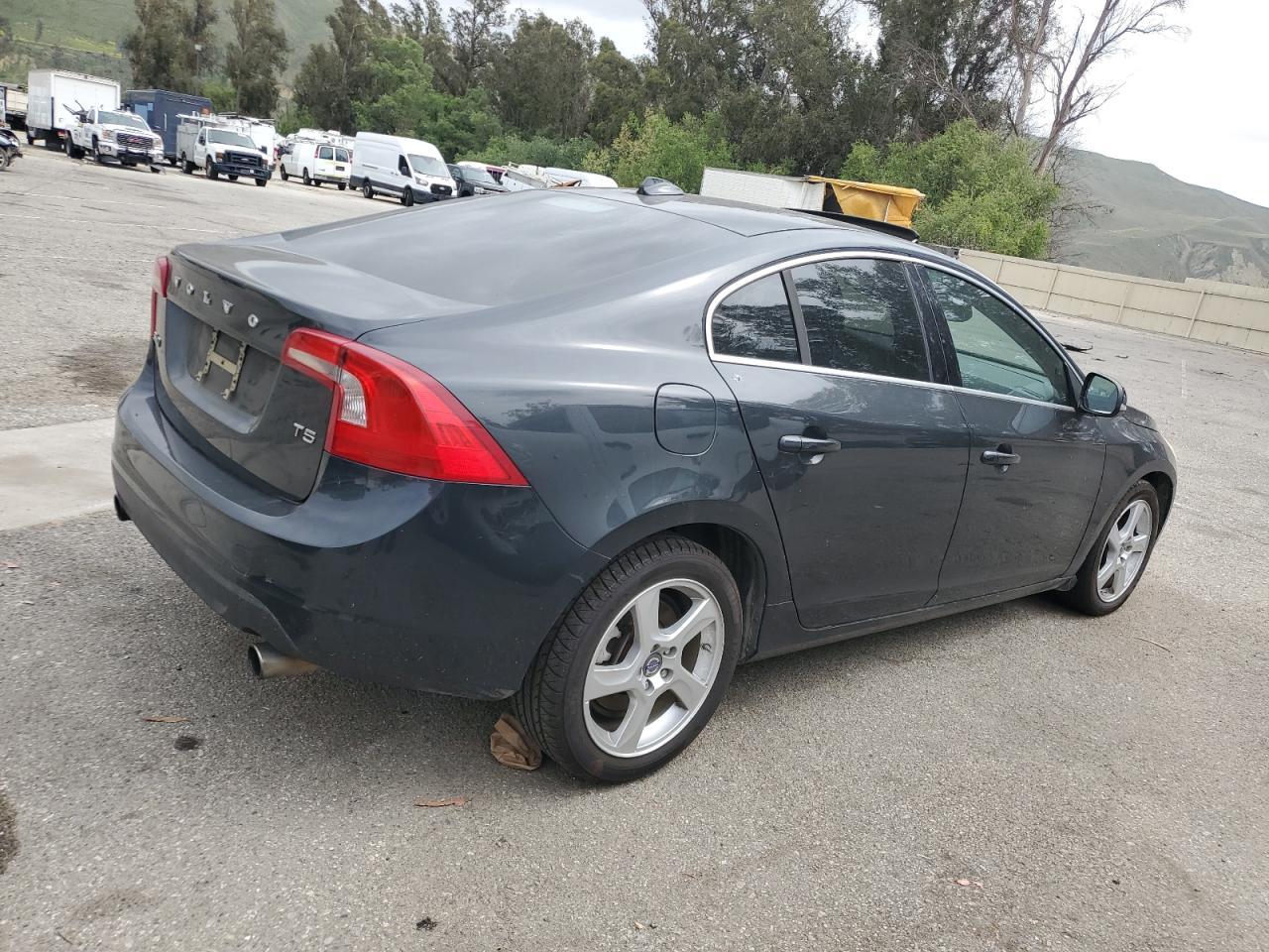 2013 Volv S60 T5 - Image 3