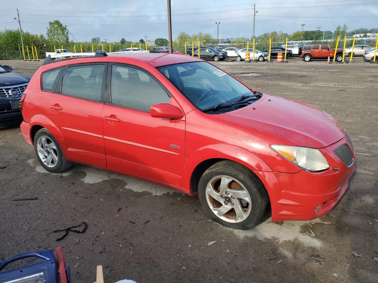 2005 Pontiac Vibe - Image 4