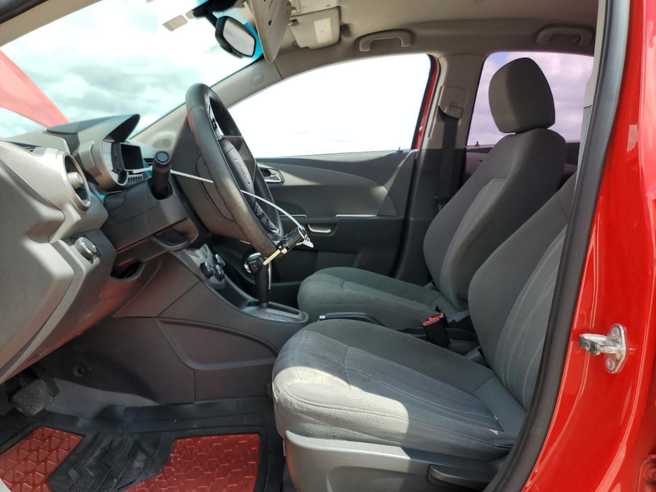 2015 Chevrolet Sonic Lt - Фото 7