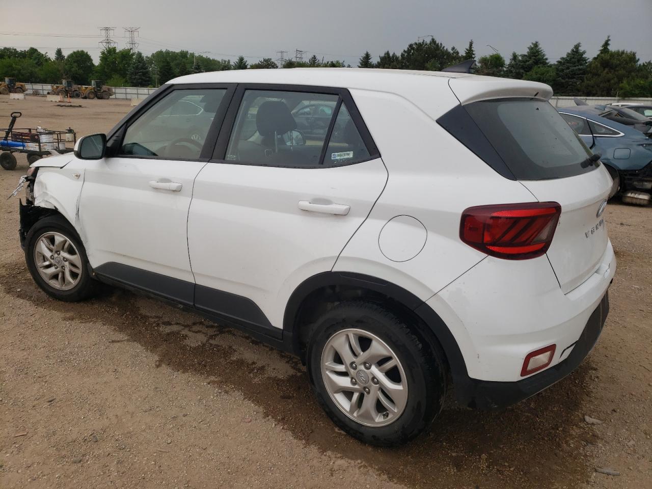 2022 Hyundai Venue Se - Image 2