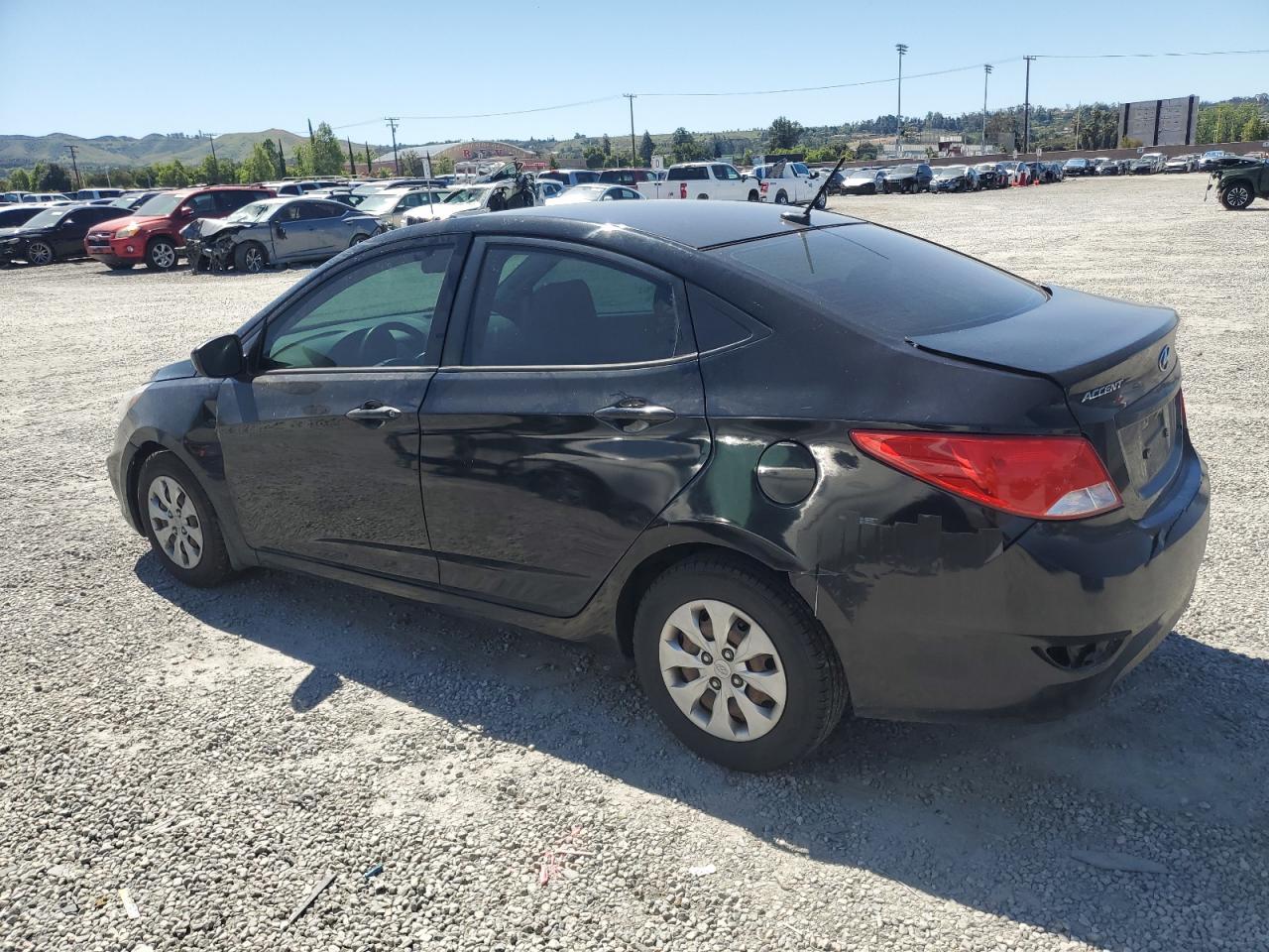 2016 Hyundai Accent Se - Фото 2