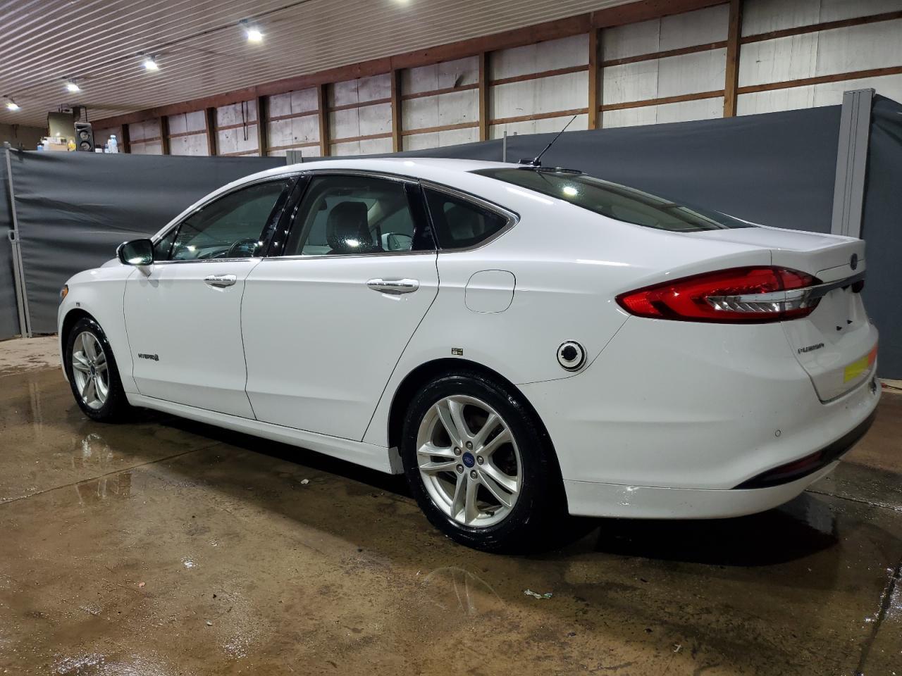 2018 Ford Fusion Se Hybrid - Фото 2