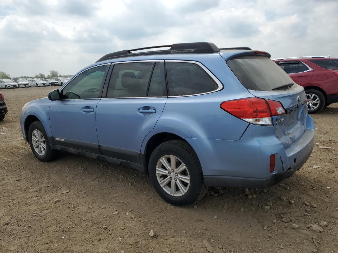 2010 Subaru Outback 2.5I - Image 2