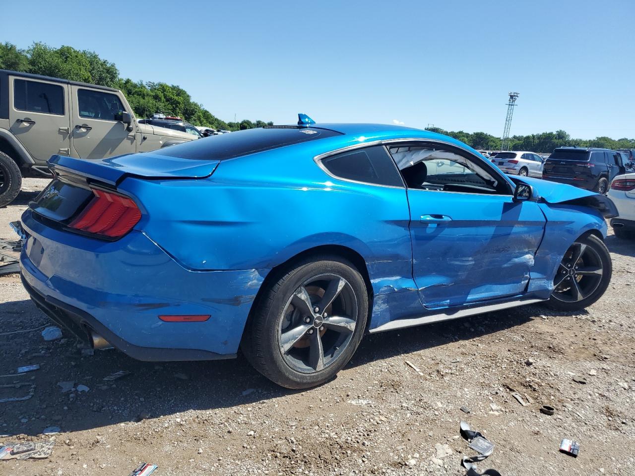 2020 Ford Mustang - Image 3