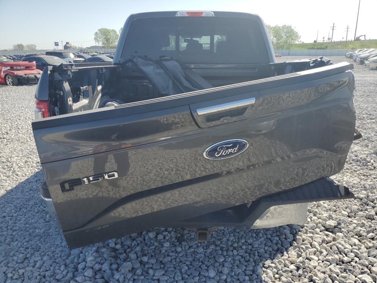 2015 Ford F150 Supercrew - Image 6