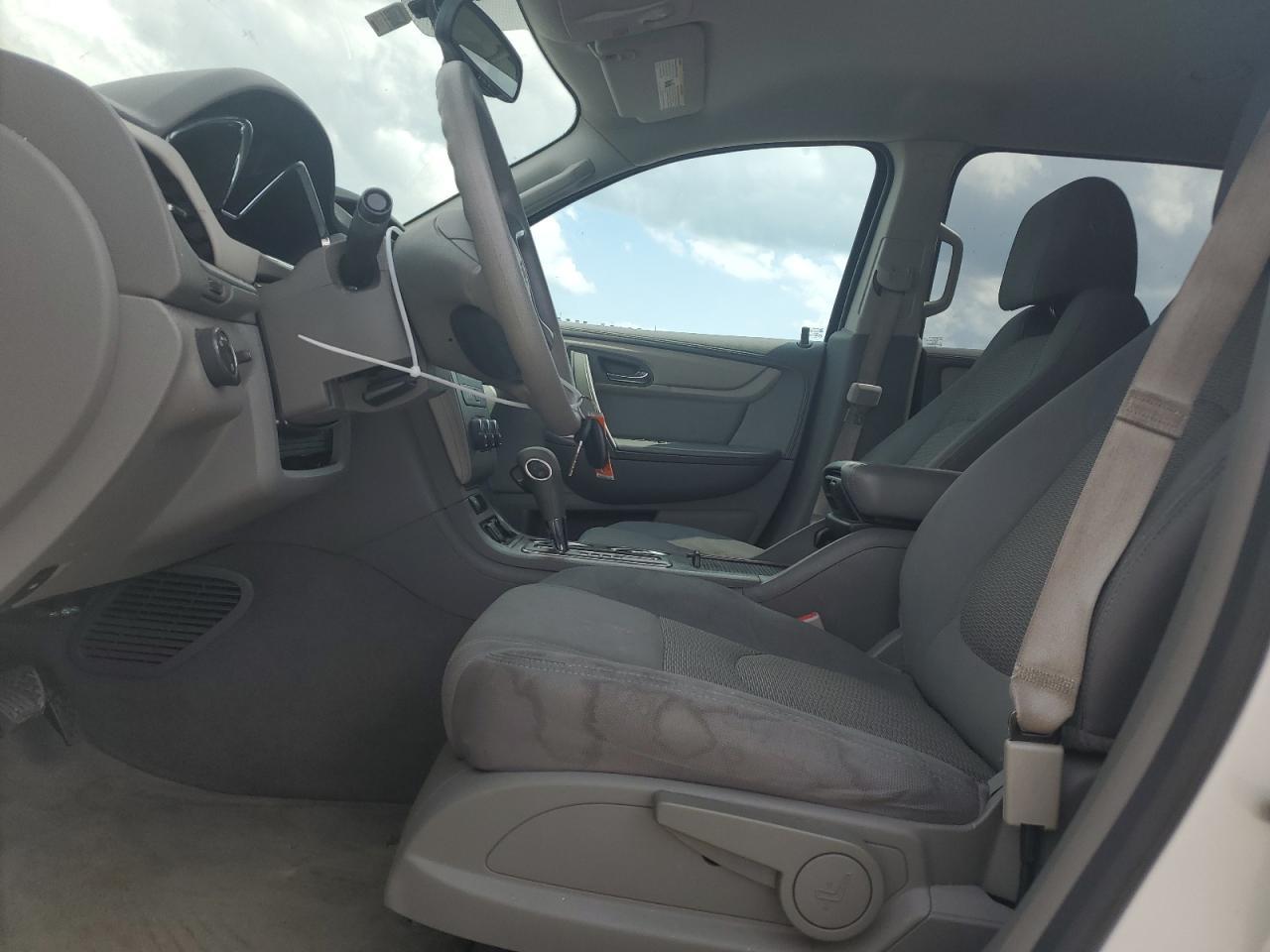 2015 Chevrolet Traverse Ls - Фото 7