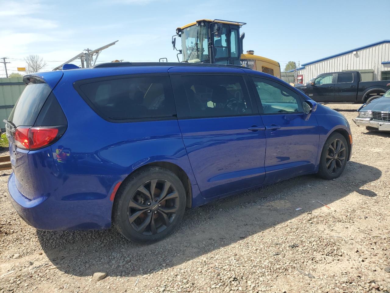 2019 Chrysler Pacifica Touring L - Фото 3