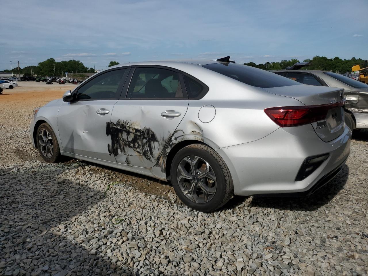 2021 Kia Forte Fe - Image 2