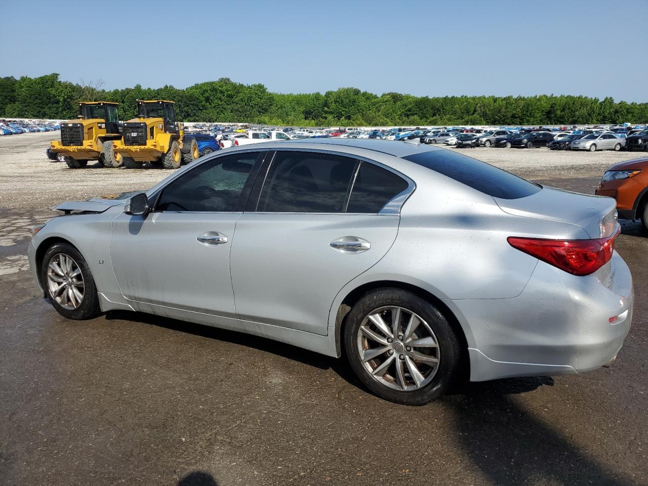 2015 Infiniti Q50 Base - Image 2