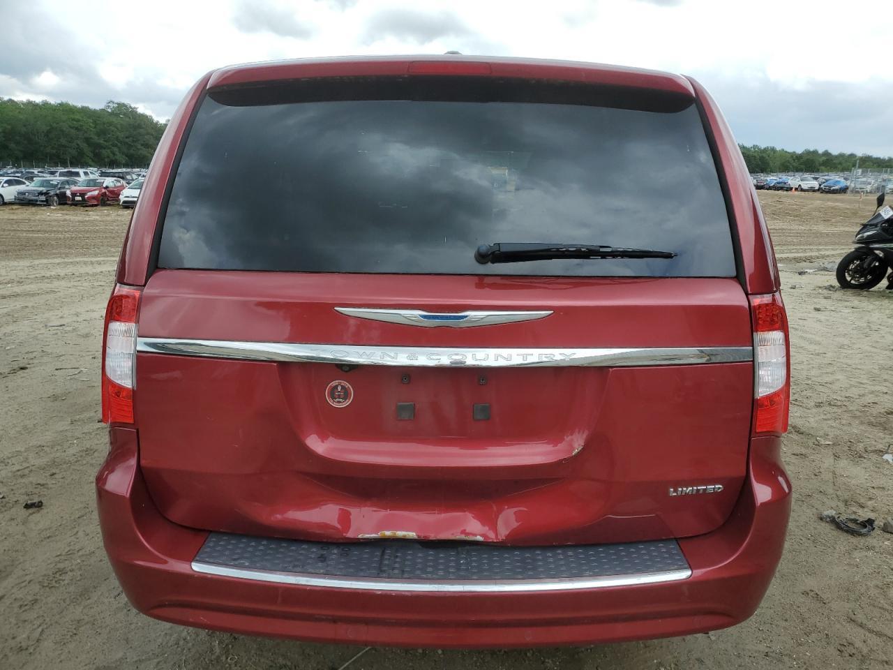2016 Chrysler Town & Country Limited Platinum - Фото 6