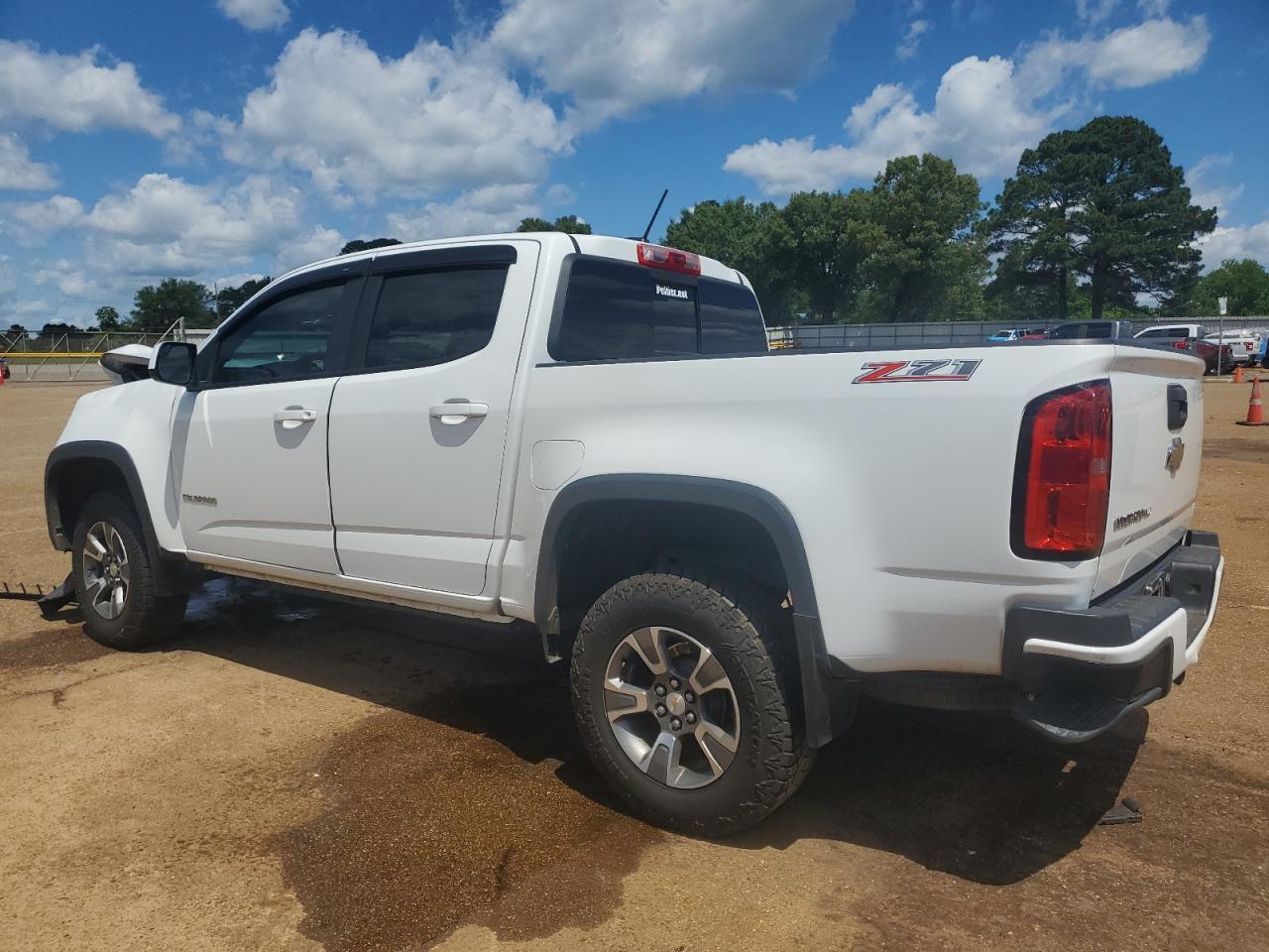 2017 Chevrolet Colorado Z71 - Фото 2