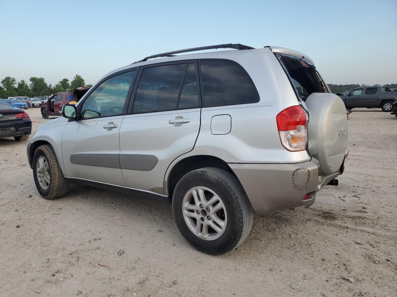 2001 Toyota Rav4 - Фото 2