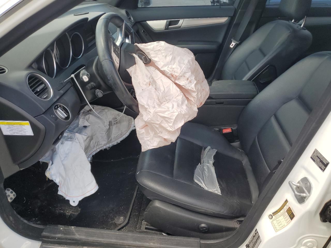 2013 Mercedes-Benz C 300 4Matic - Фото 7