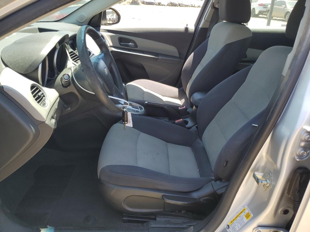2012 Chevrolet Cruze Ls - Фото 7