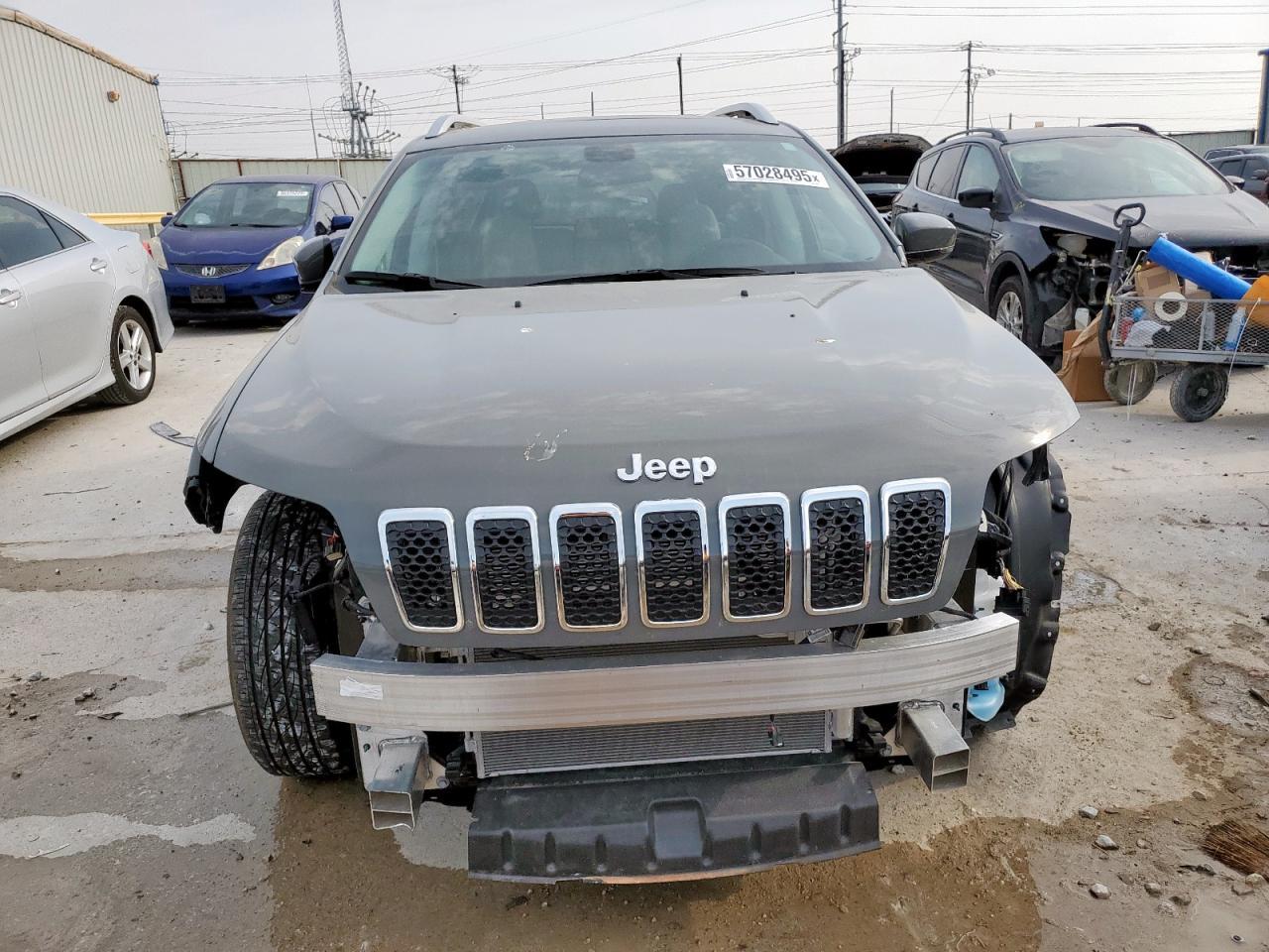 2020 Jeep Cherokee Latitude Plus - Image 5