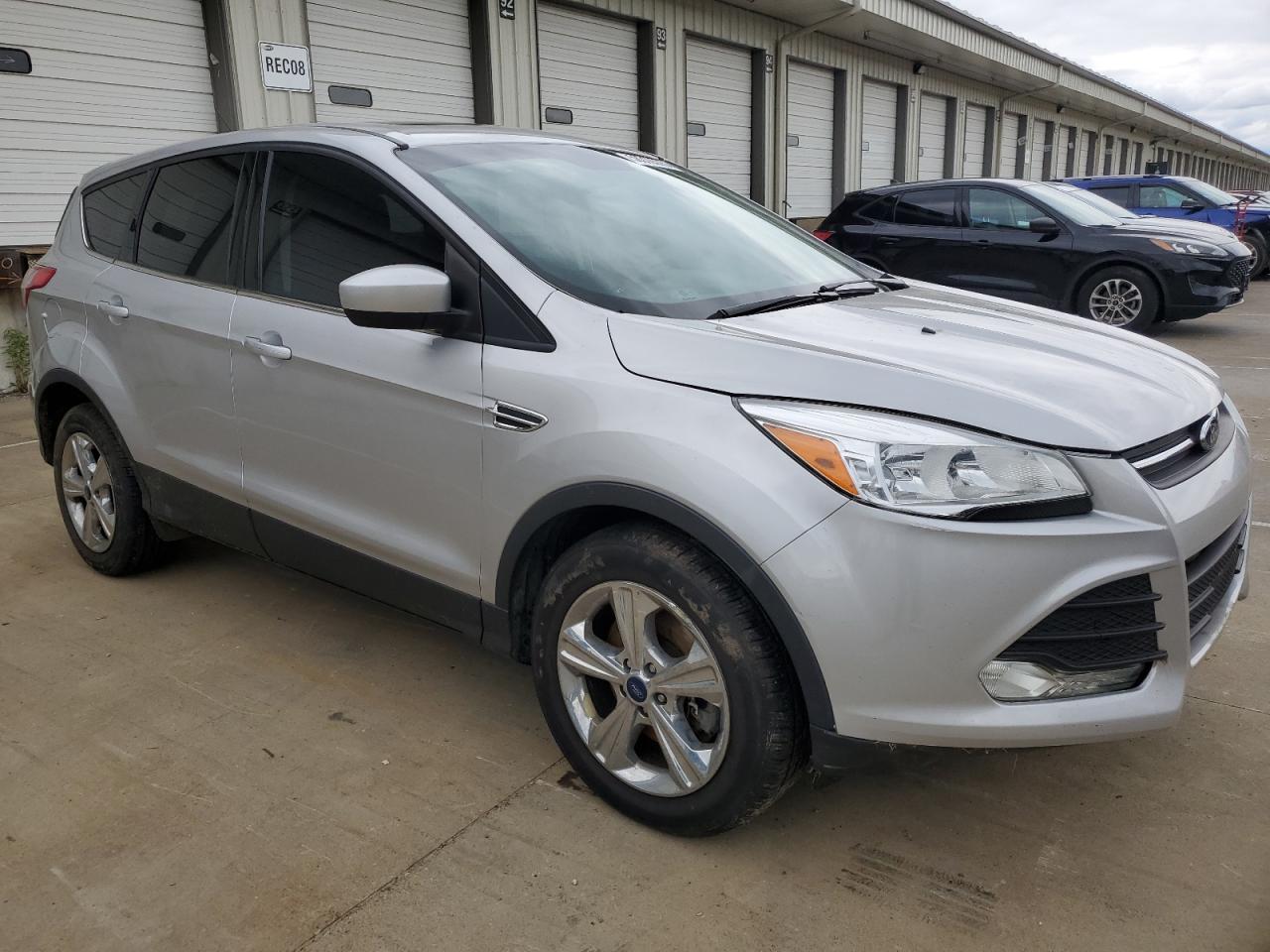 2016 Ford Escape Se - Фото 4