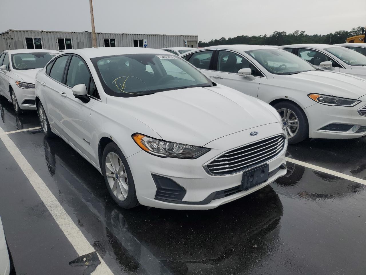 2019 Ford Fusion Se - Фото 4