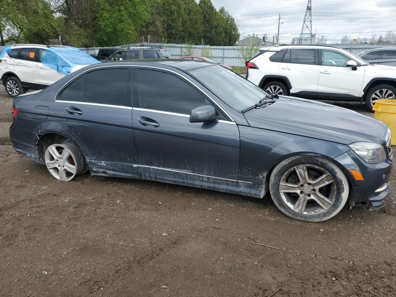2011 Mercedes-Benz C 300 - Image 4