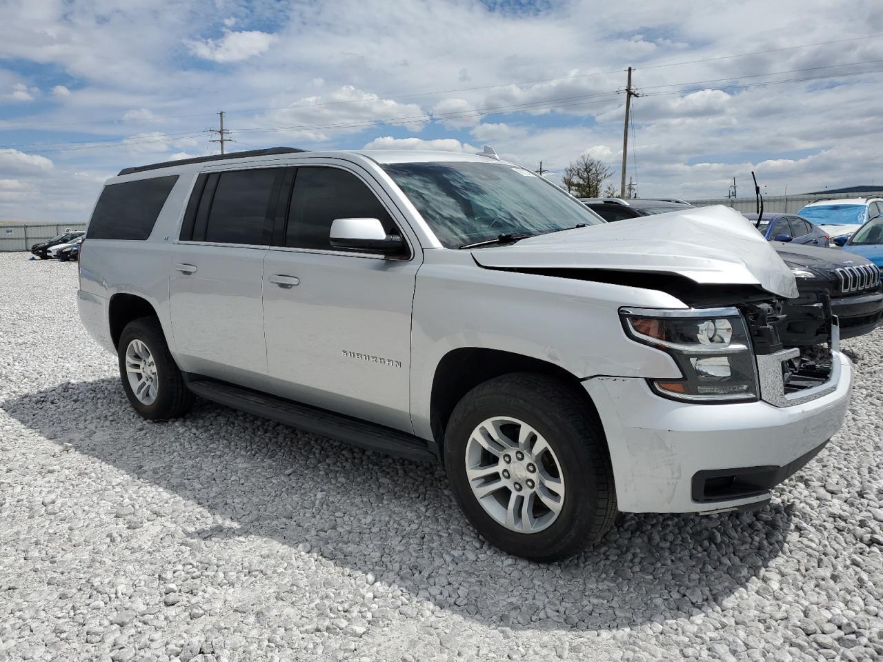 2019 Chevrolet Suburban K1500 Lt - Image 4