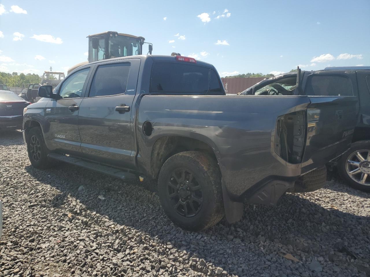 2016 Toyota Tundra Crewmax Limited - Фото 2