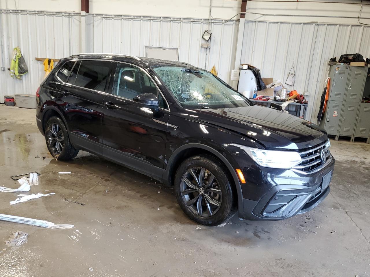 2022 Volkswagen Tiguan Se - Фото 4