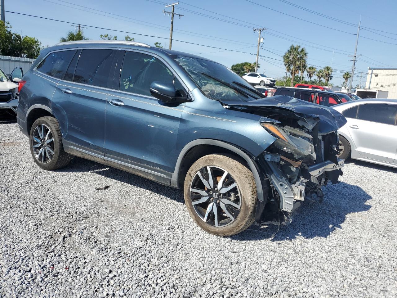 2019 Honda Pilot Elite - Image 4