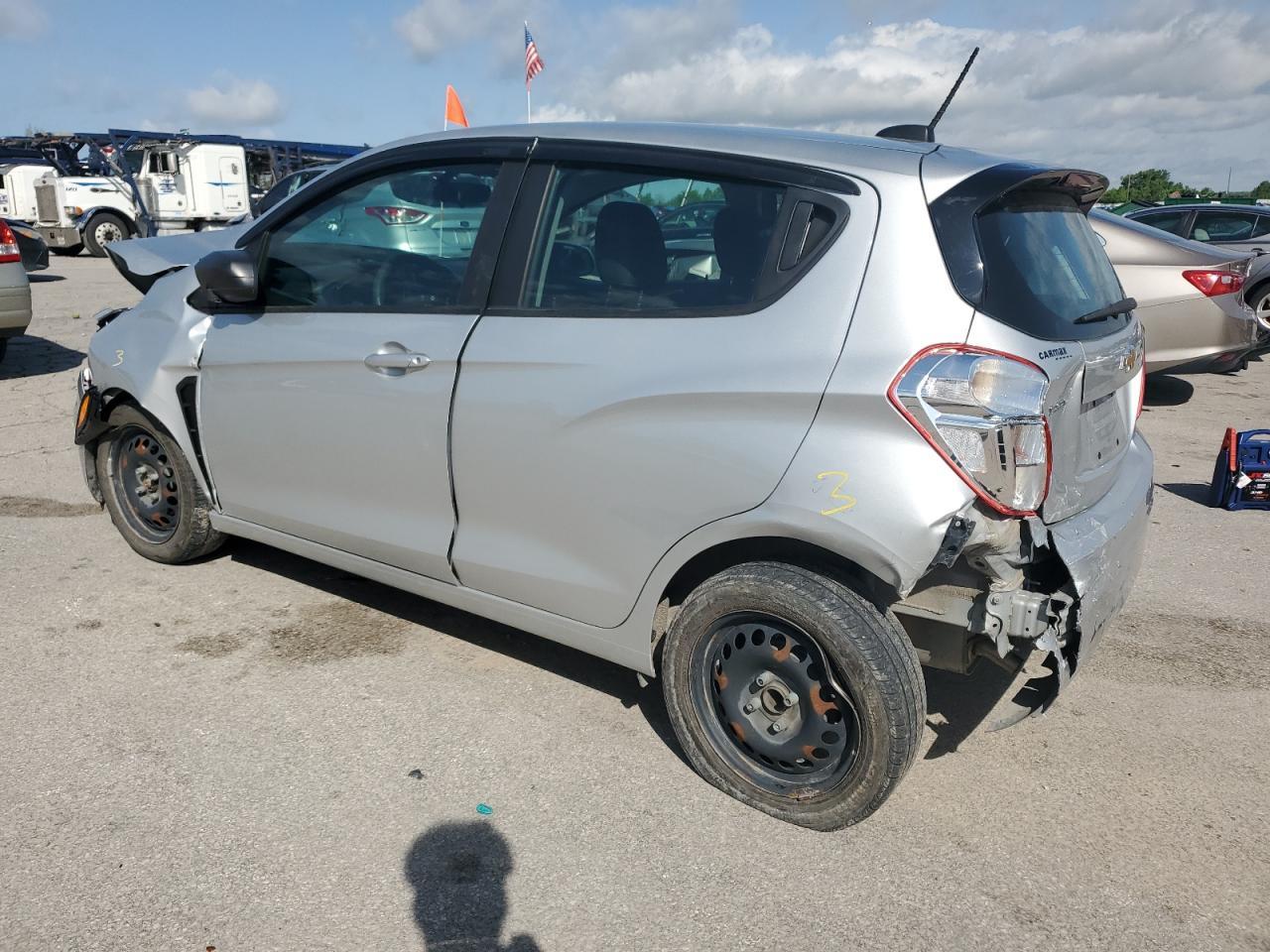2022 Chevrolet Spark Ls - Фото 2
