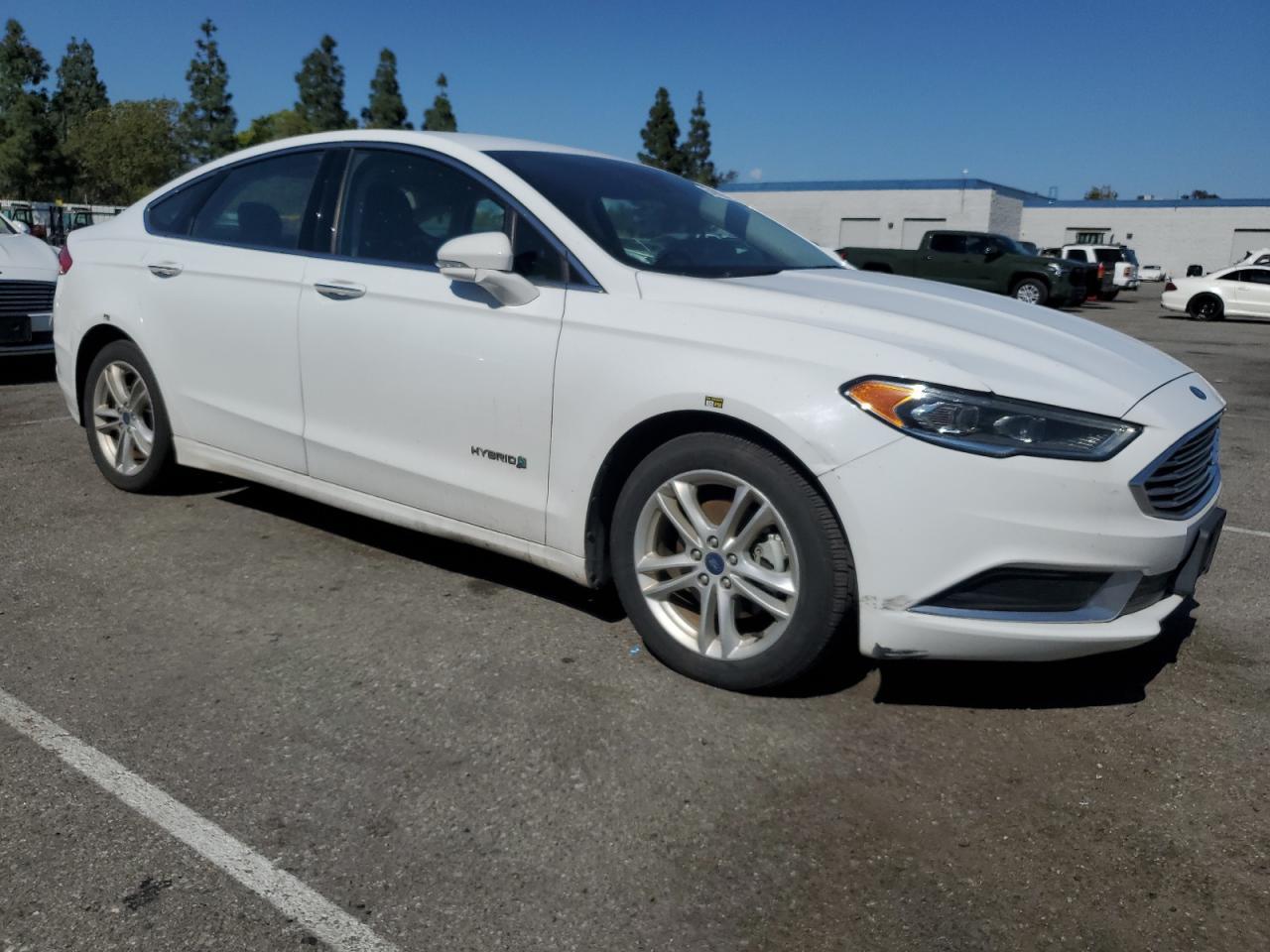 2018 Ford Fusion Se Hybrid - Image 4