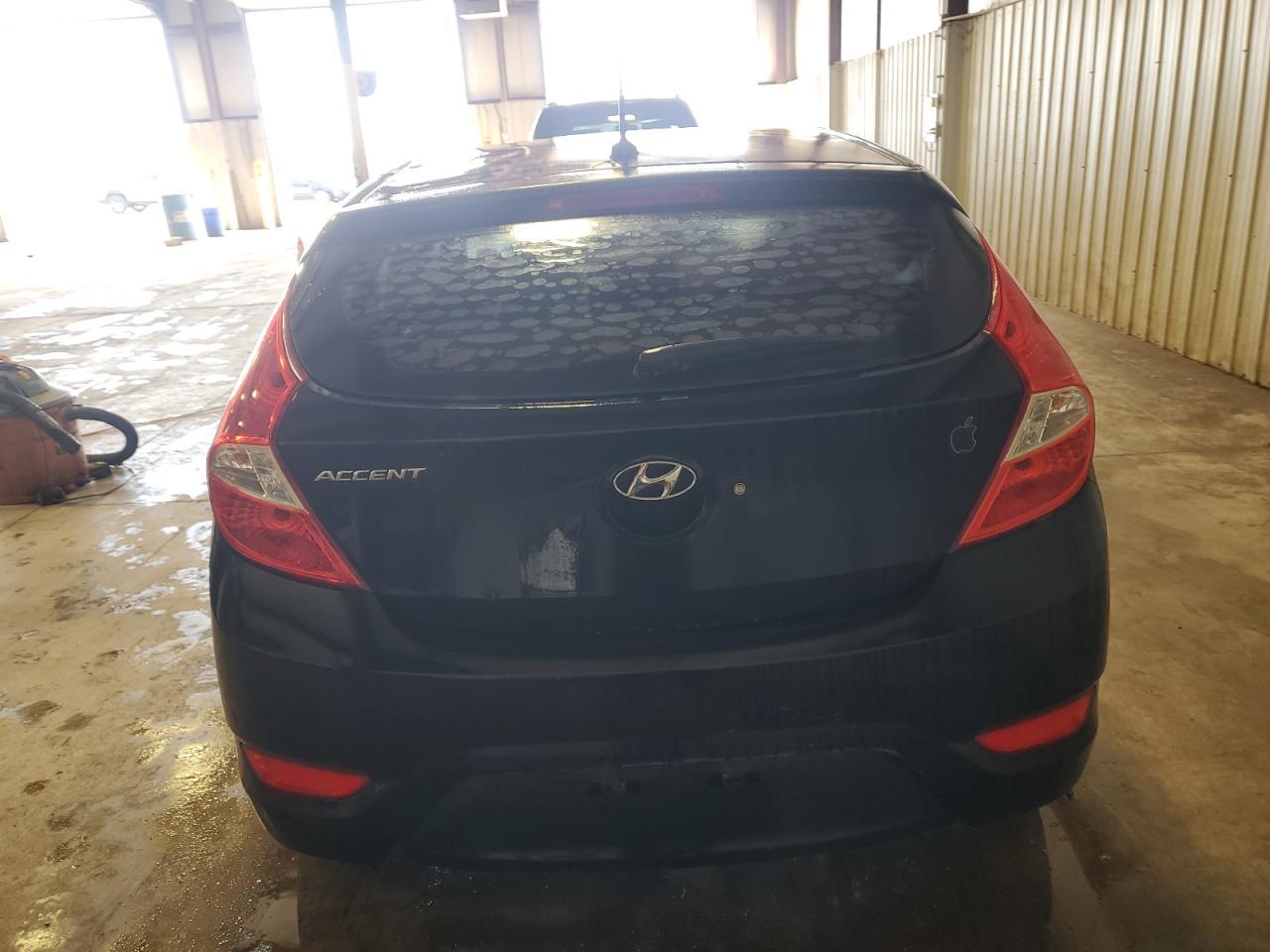 2012 Hyundai Accent Gls - Фото 6