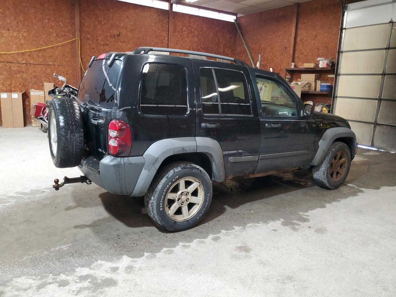 2007 Jeep Liberty Sport - Фото 3