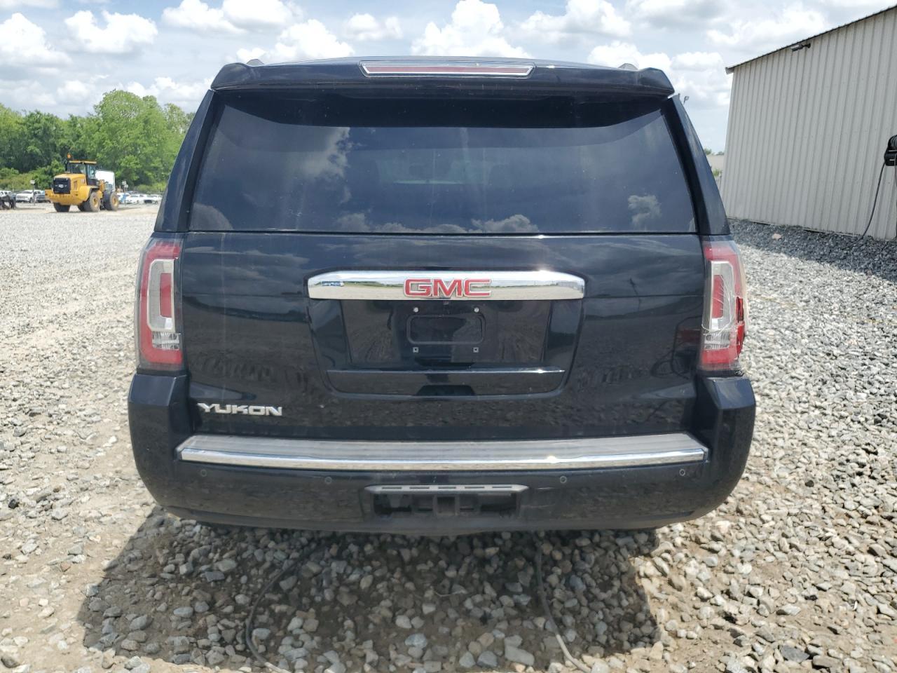 2015 GMC Yukon Denali - Фото 6