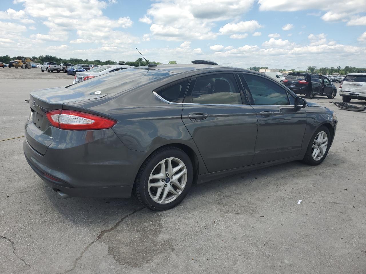 2016 Ford Fusion Se - Фото 3