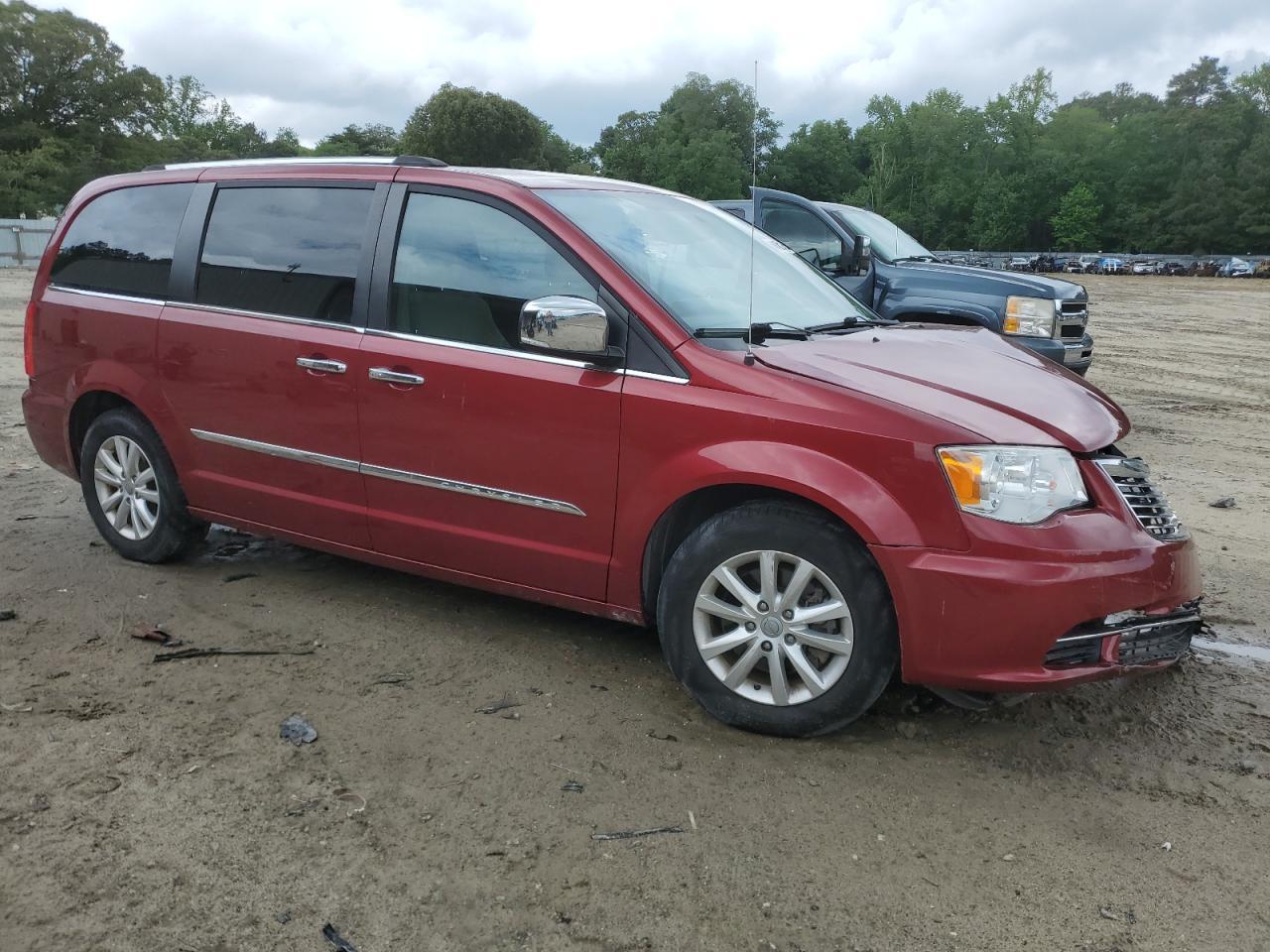 2016 Chrysler Town & Country Limited Platinum - Фото 4