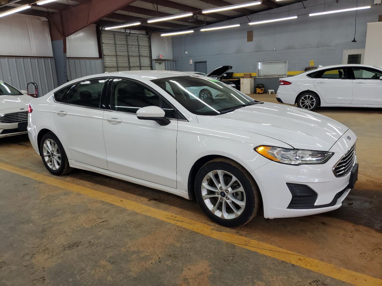 2019 Ford Fusion Se - Image 4