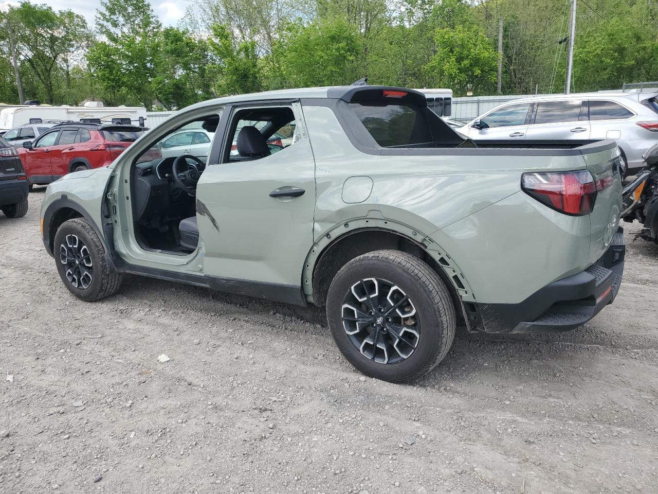 2024 Hyundai Santa Cruz Se - Image 2