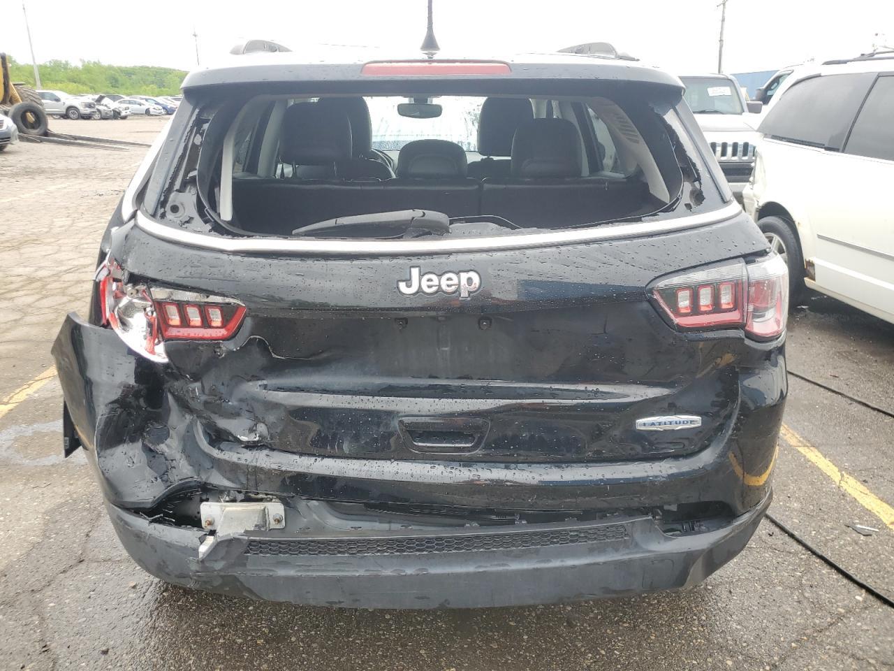 2019 Jeep Compass Latitude - Фото 6