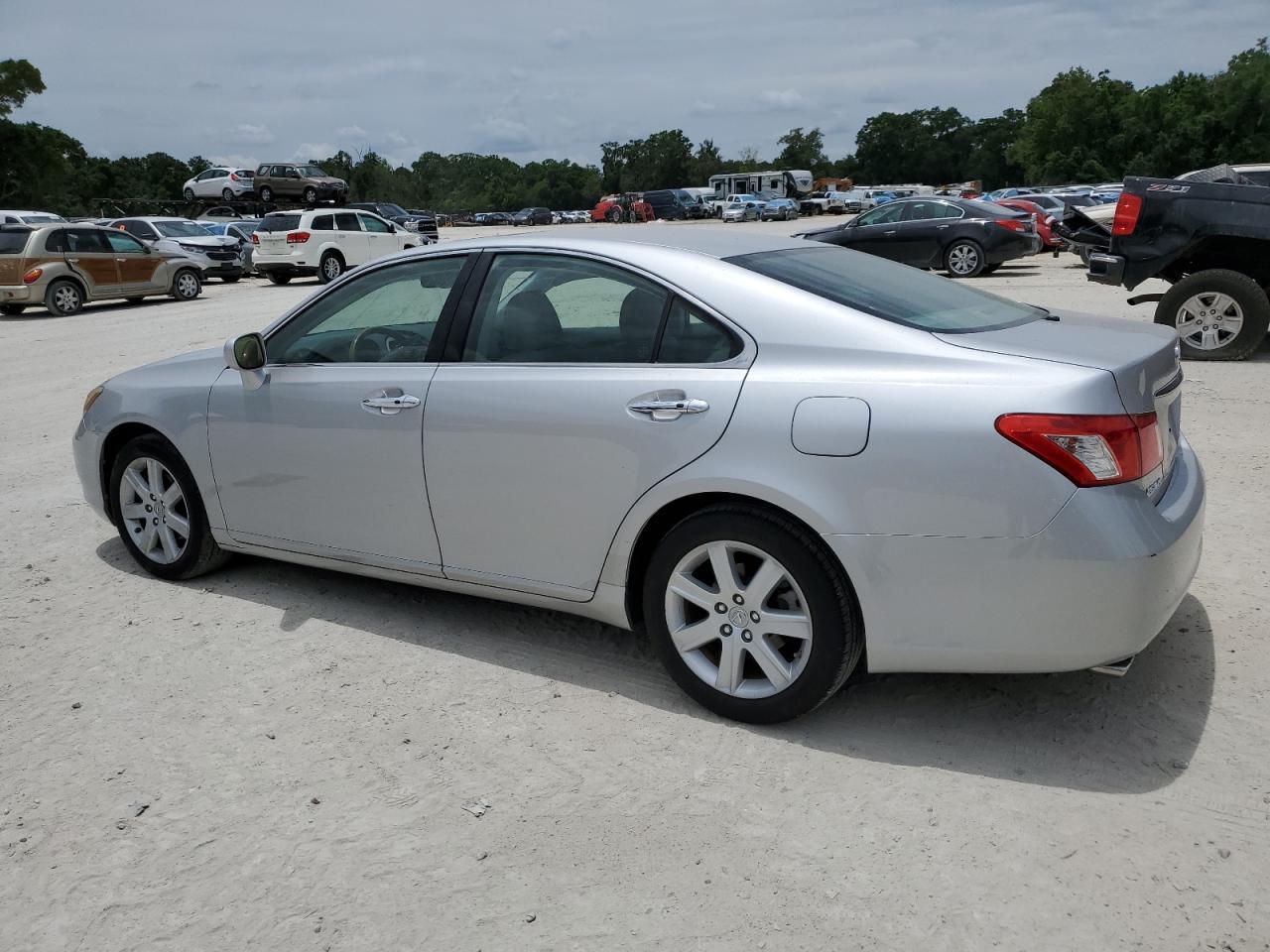 2009 Lexus Es 350 - Image 2